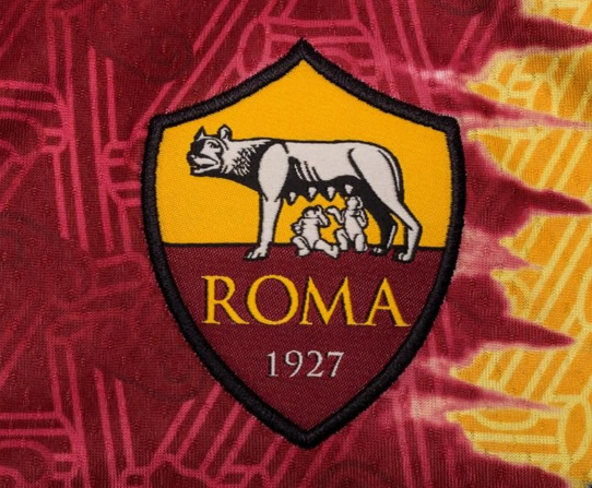 Styl a výkon Jak AS Roma dres motivuje ženy při cvičení